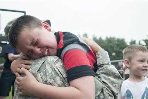 Soldiers Homecoming 😭 Soldiers Surprise Their Kids