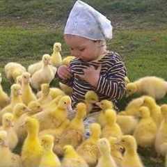When Your Baby and Farm Animals Instantly Become Best Friends ❤️