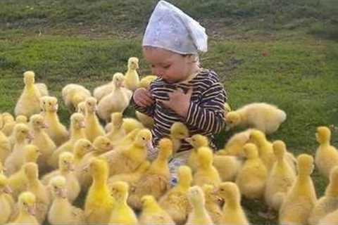 When Your Baby and Farm Animals Instantly Become Best Friends ❤️
